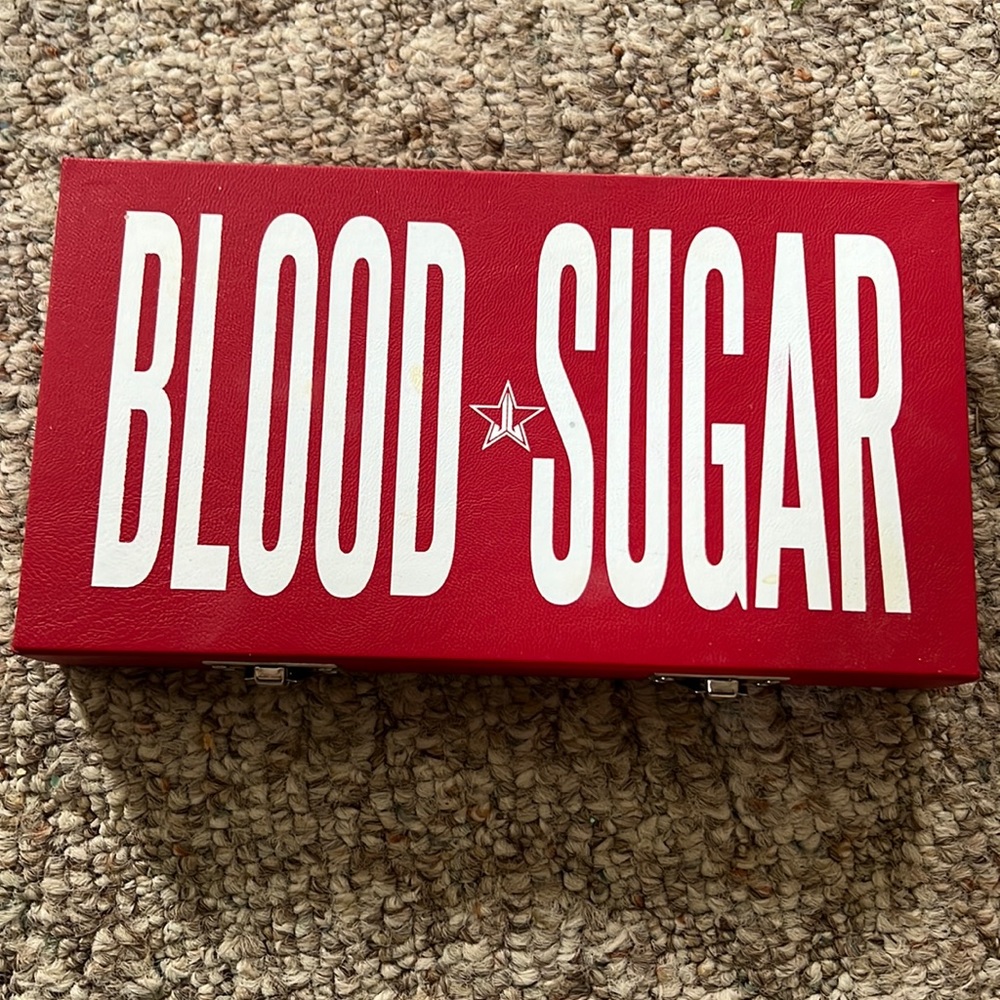 Jeffree Star Blood Sugar palette